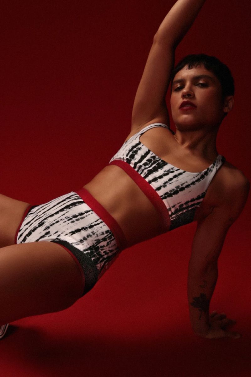 Rolling Alpha Top - Cherry/Zee-Rolling-Pole Junkie