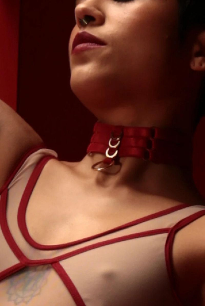 Rolling Halo Choker - Red/Gold-Rolling-Pole Junkie