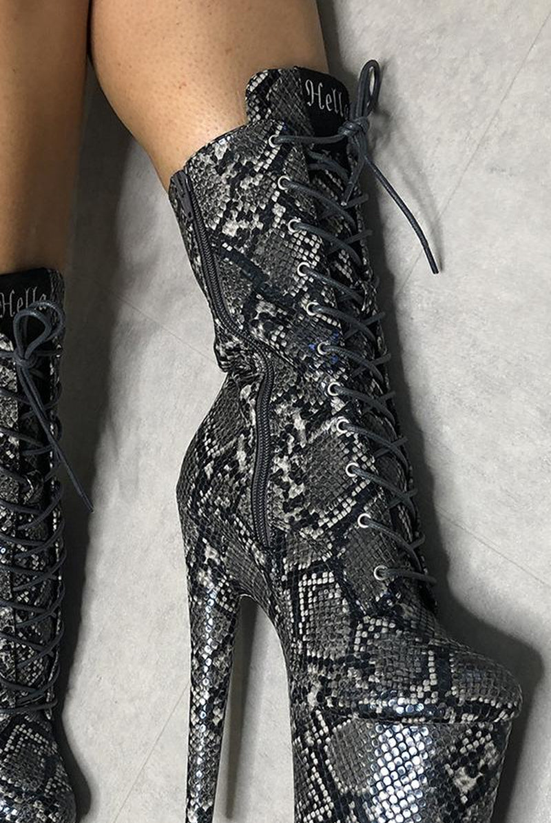 Hella Heels Maneater Boots - 7inch-Hella Heels-Pole Junkie