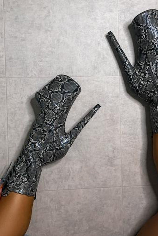 Hella Heels Maneater Boots - 8inch-Hella Heels-Pole Junkie