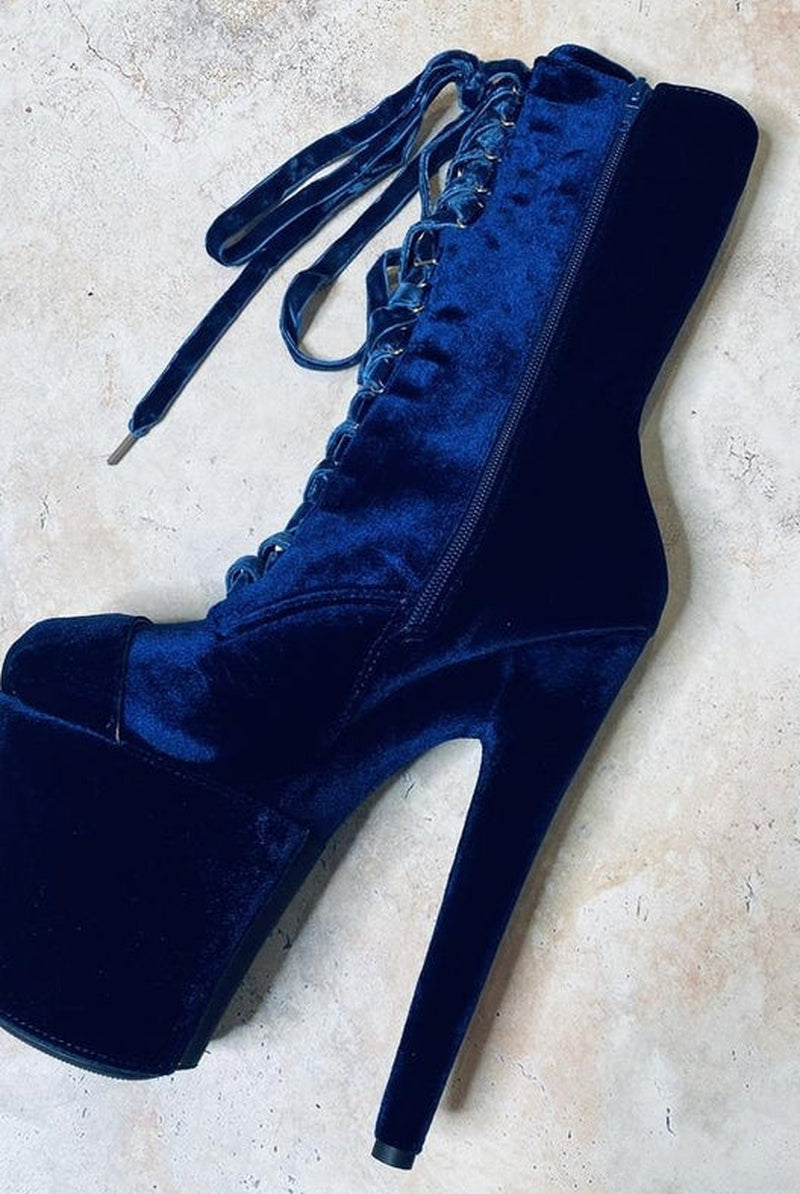 Hella Heels Classique Velvet Shoe Protector - Old Money-Hella Heels-Pole Junkie