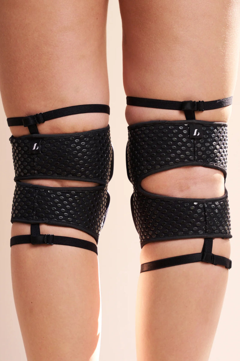 Lunalae Sticky Silicone Garter Kneepads - Black Pole Junkie Lunalae Sticky Silicone Garter Kneepads - Black Pole Junkie