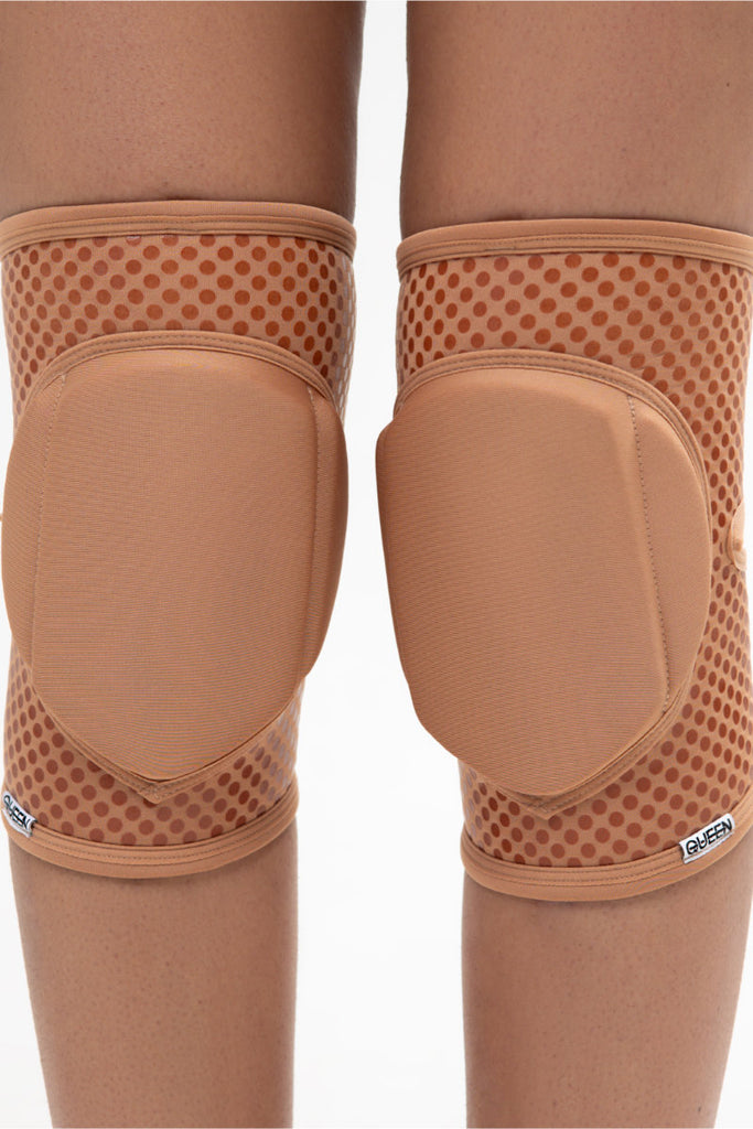 Queen Wear Grippy Kneepads - Caramel